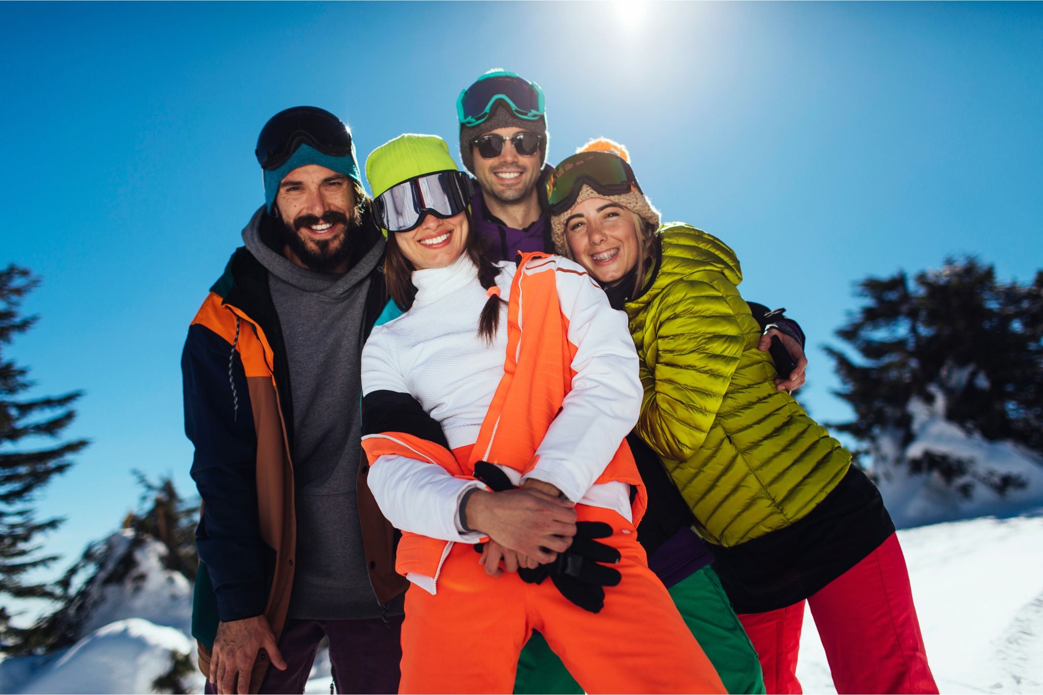 GRUPO EN LA NIEVE.jpg__PID:3ad79911-2b58-4389-83fa-af6643ff699e
